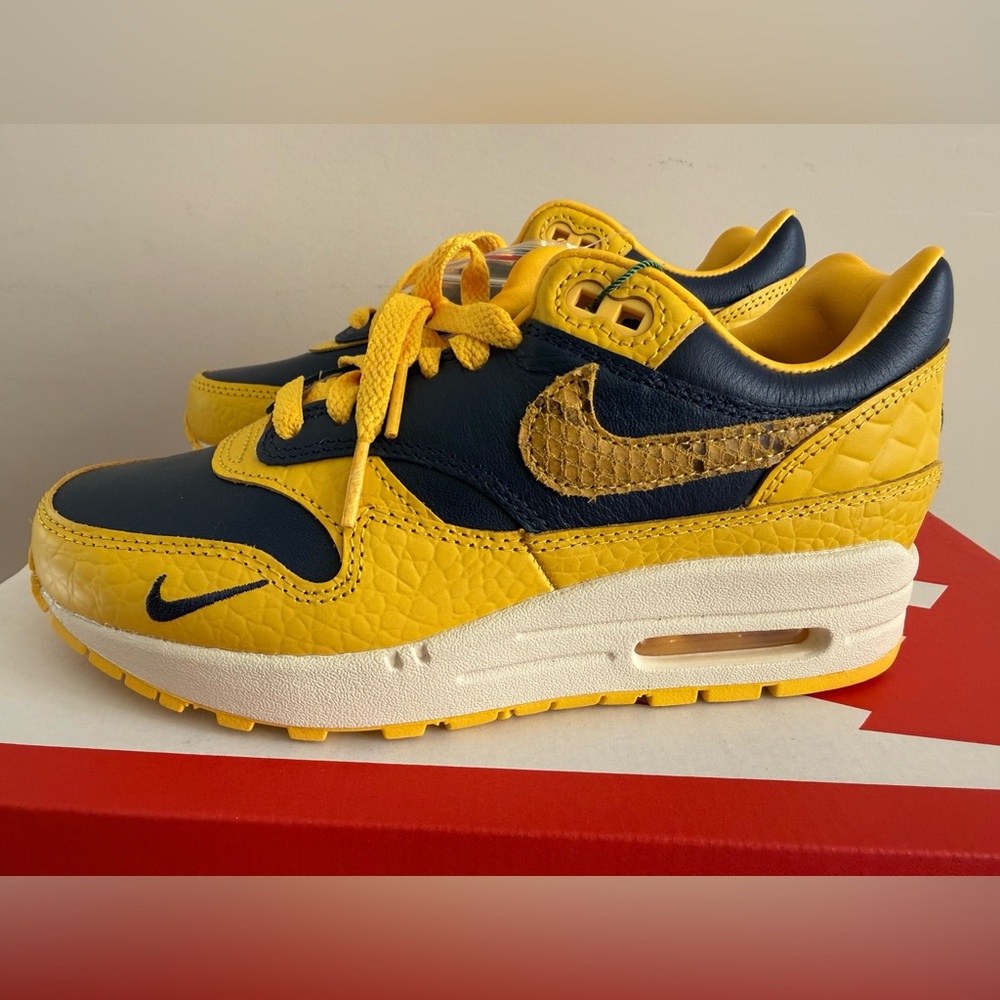 Nike Air Max 1 Michigan, brand new size 5 women (35.5 UK) rare